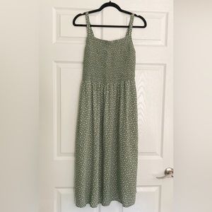 Womens Old Navy Green Floral Mid-length dress